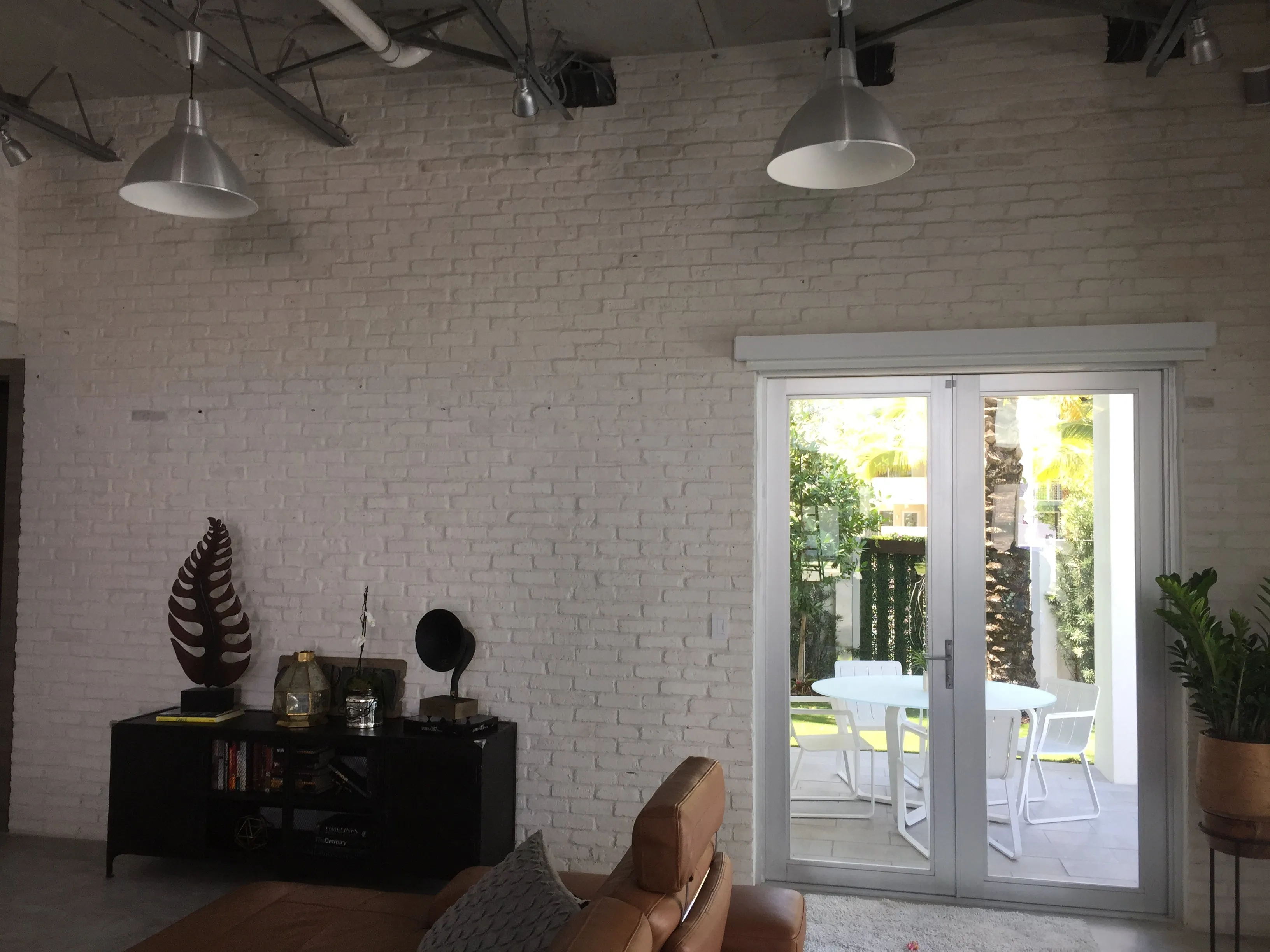CHICAGO STYLE BRICK VENEERS- PURE WHITE COLOR.   Make Your Home Decor Art With White Brick Tiles. FREE SHIPPING!