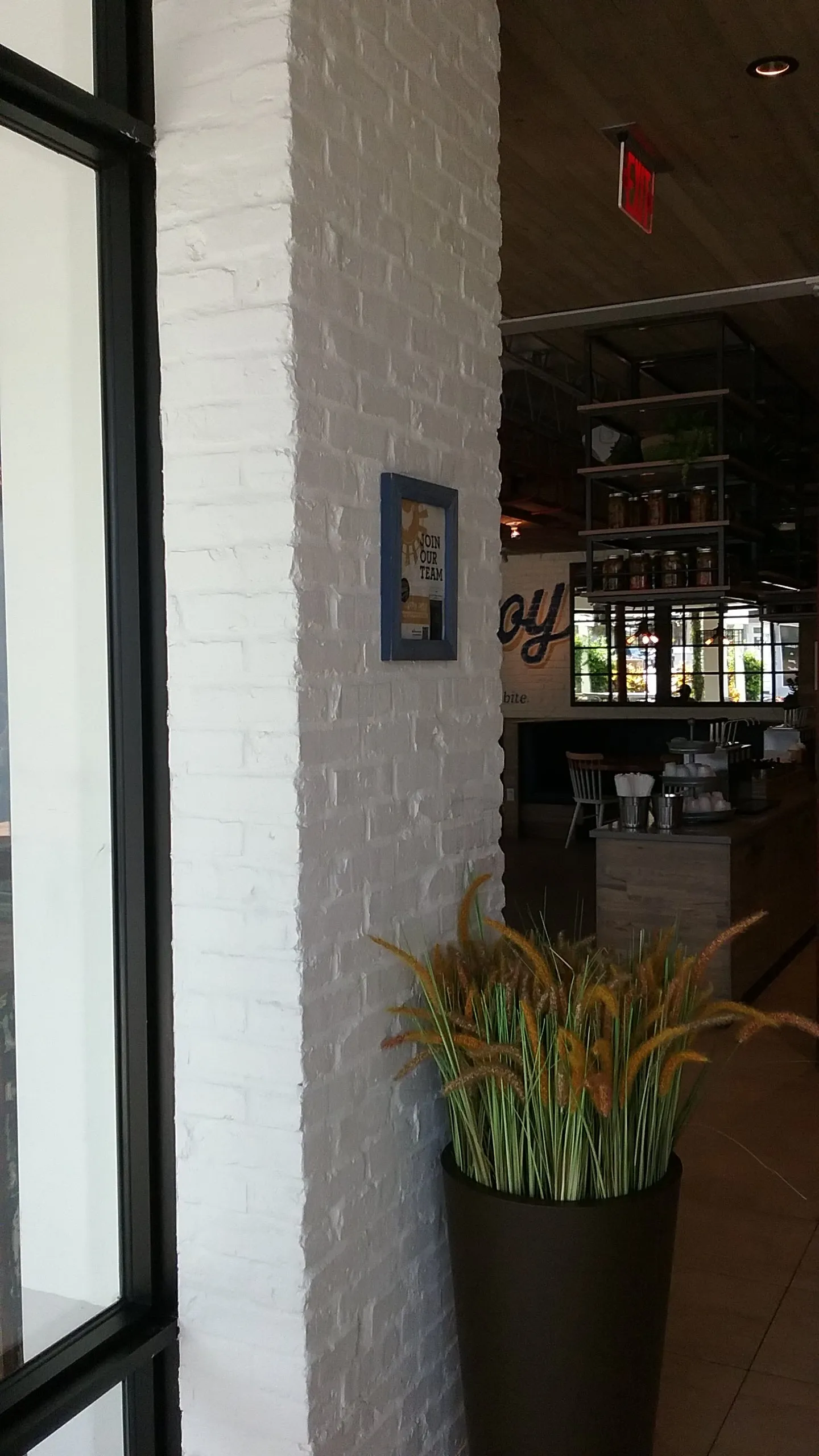 CHICAGO STYLE BRICK VENEERS- PURE WHITE COLOR.   Make Your Home Decor Art With White Brick Tiles. FREE SHIPPING!