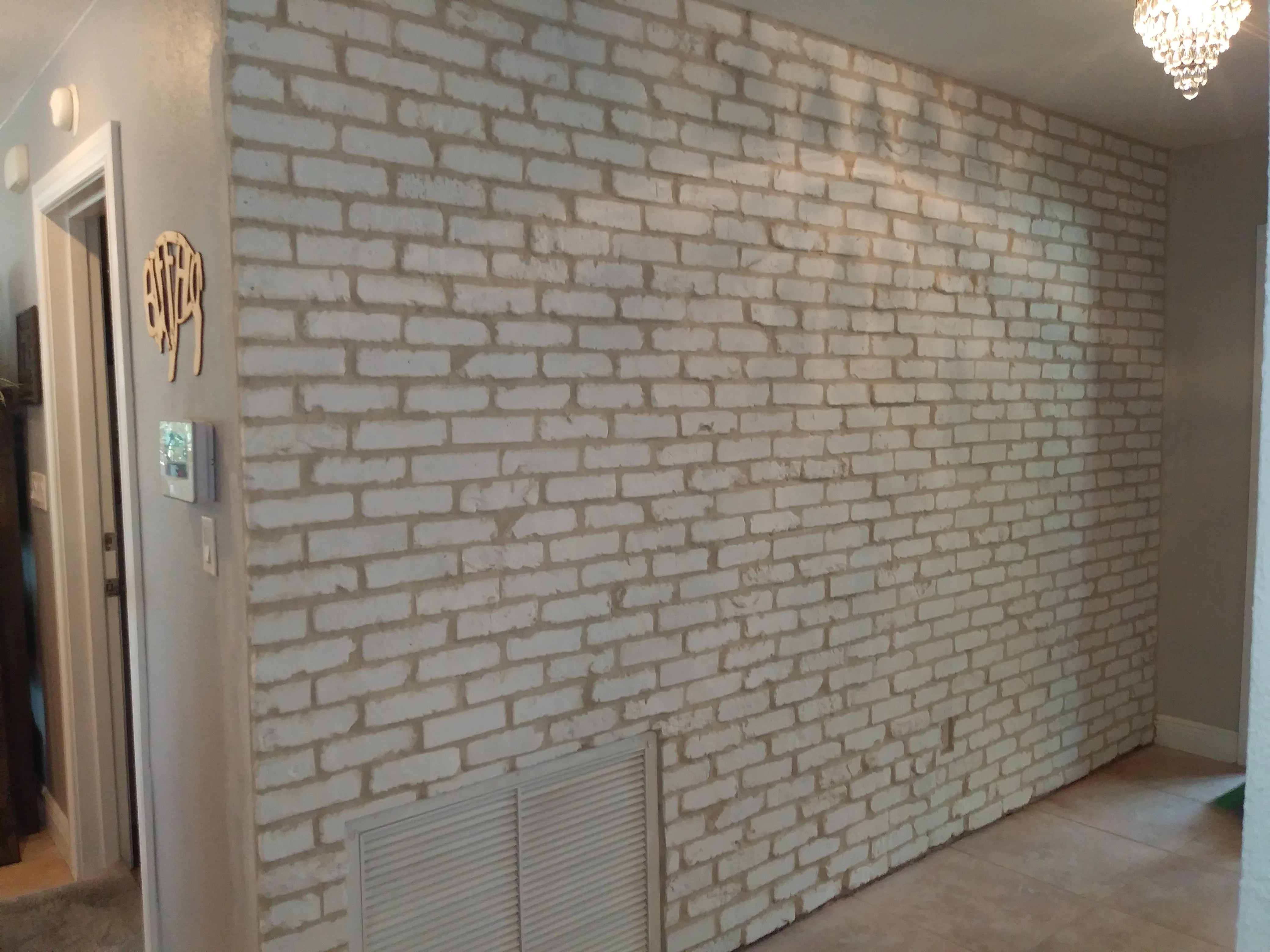 CHICAGO STYLE BRICK VENEERS- PURE WHITE COLOR.   Make Your Home Decor Art With White Brick Tiles. FREE SHIPPING!