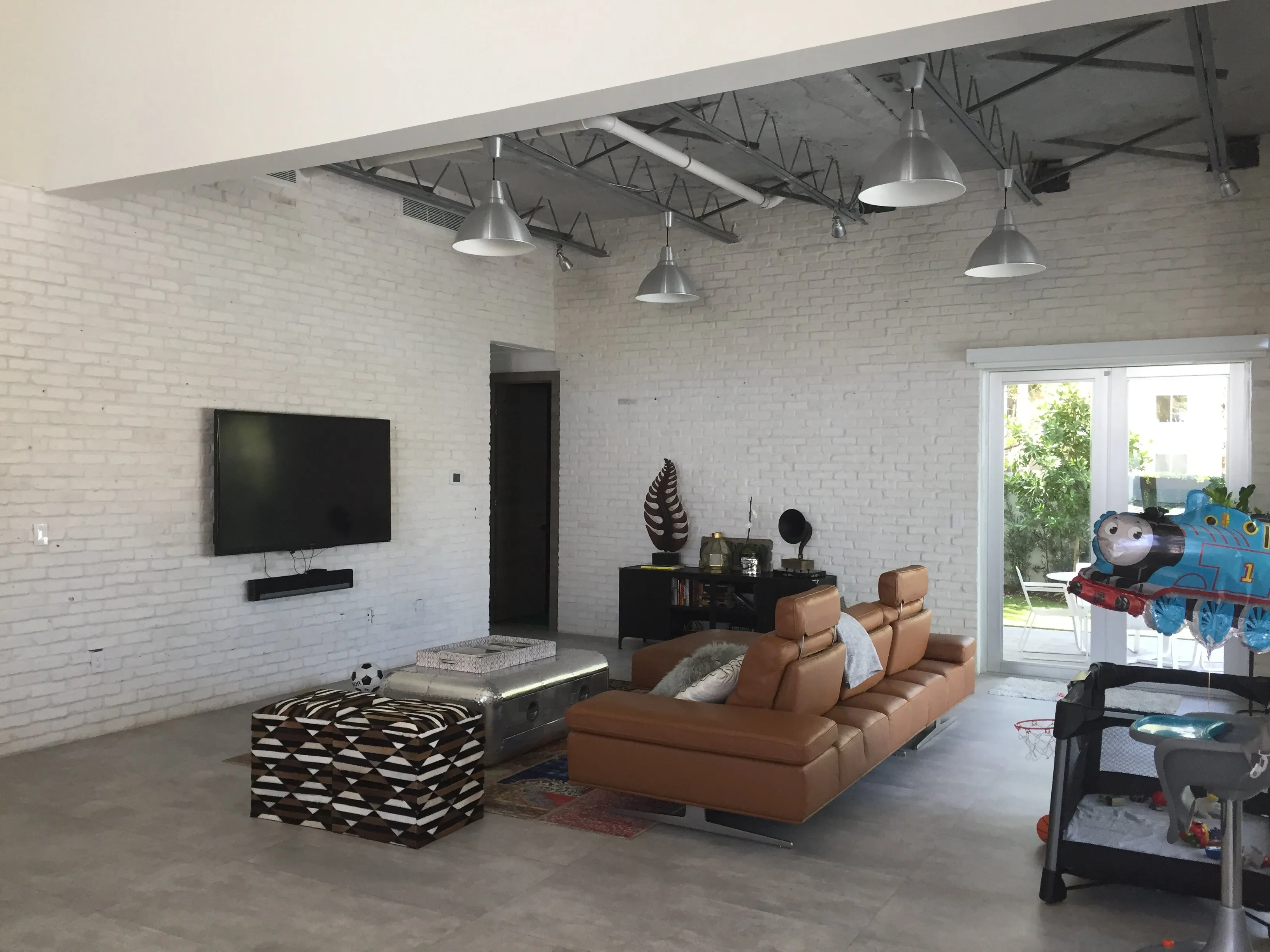 CHICAGO STYLE BRICK VENEERS- PURE WHITE COLOR.   Make Your Home Decor Art With White Brick Tiles. FREE SHIPPING!
