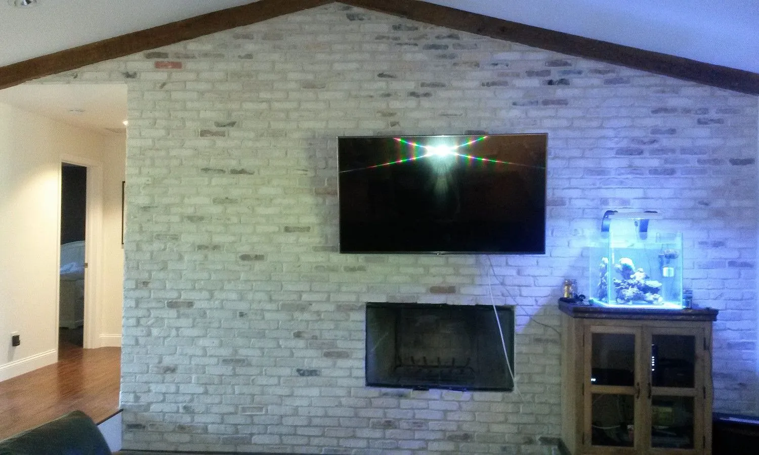 CHICAGO STYLE BRICK VENEERS- WHITE MIXED COLOR. Brick Decoration Design At It's Best. FREE SHIPPING!