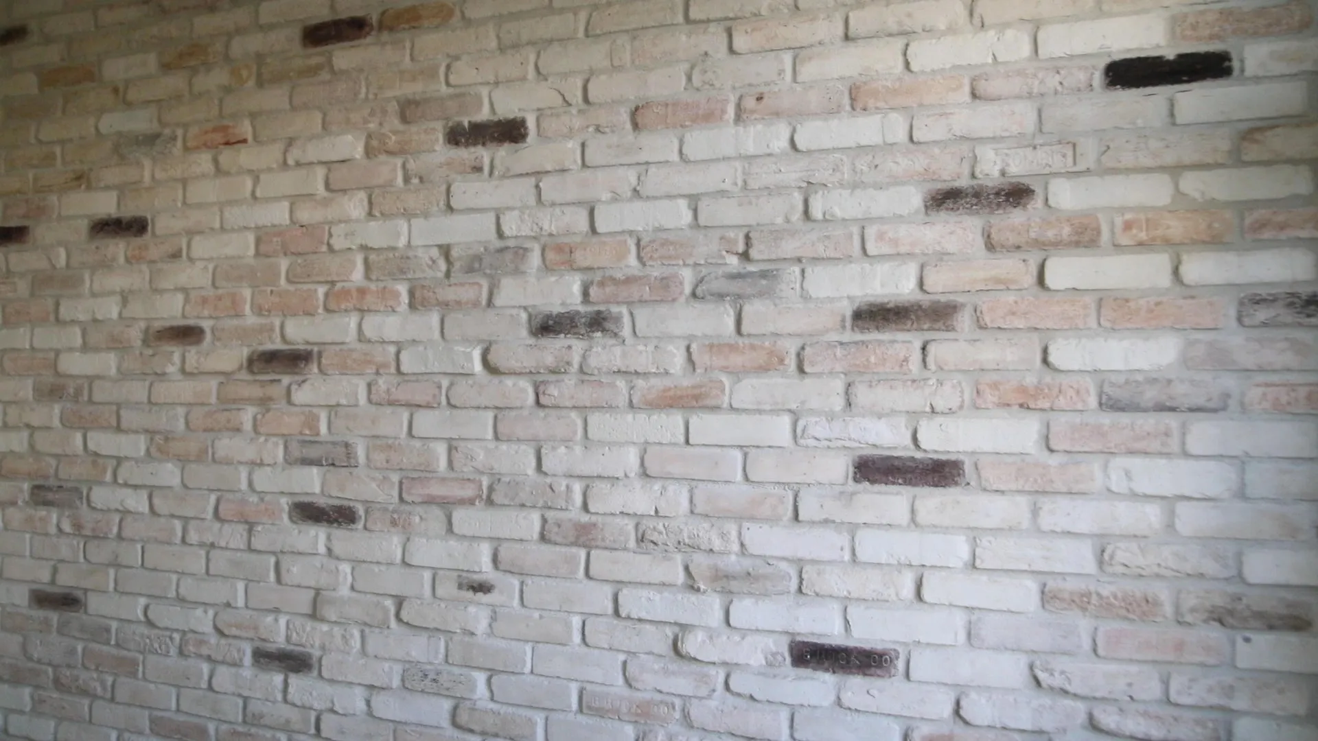 CHICAGO STYLE BRICK VENEERS- WHITE MIXED COLOR. Brick Decoration Design At It's Best. FREE SHIPPING!