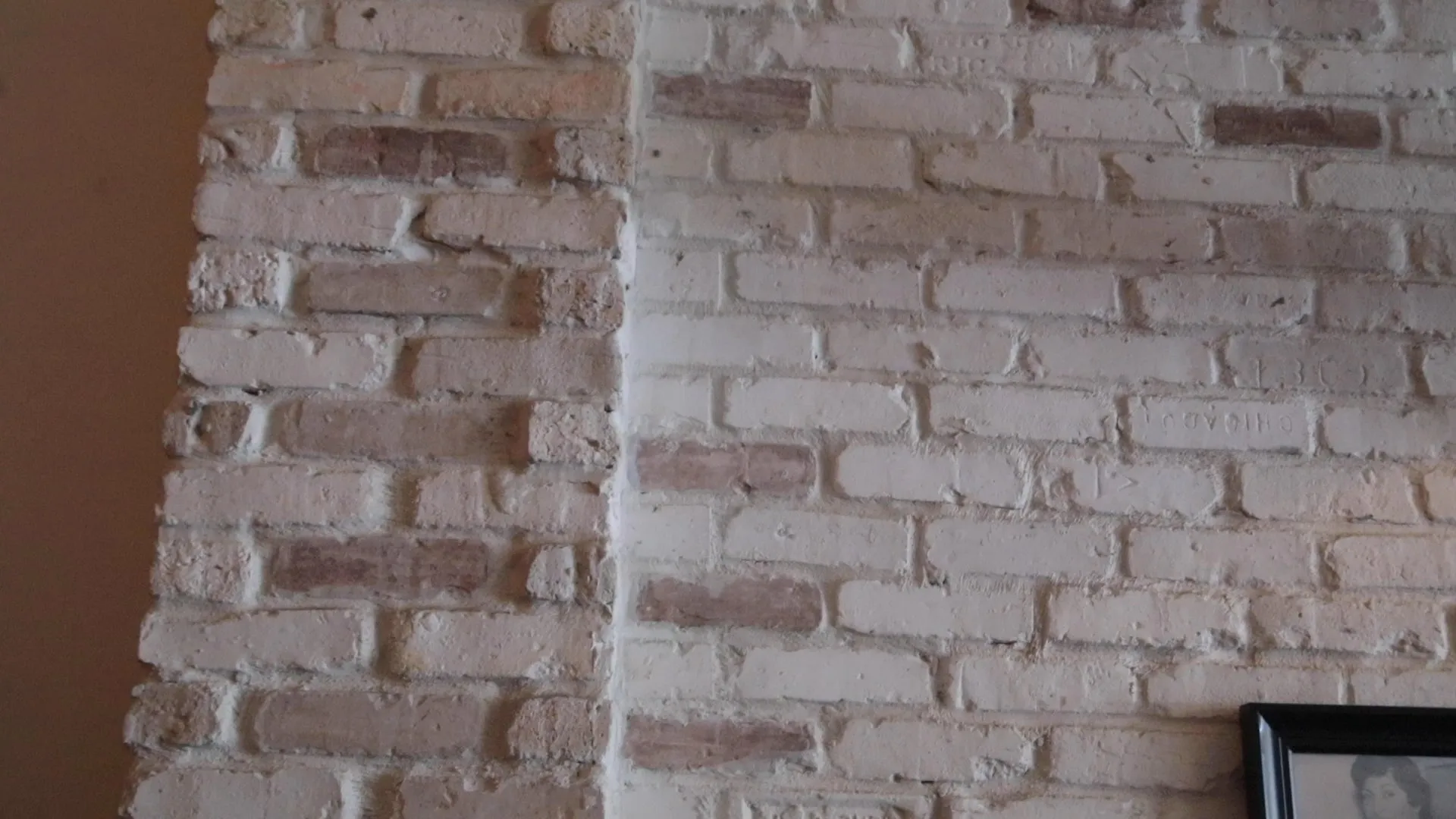 CHICAGO STYLE BRICK VENEERS- WHITE MIXED COLOR. Brick Decoration Design At It's Best. FREE SHIPPING!