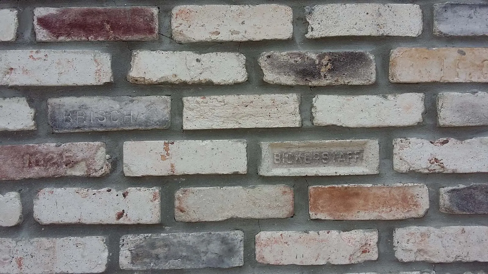 CHICAGO STYLE BRICK VENEERS- WHITE MIXED COLOR. Brick Decoration Design At It's Best. FREE SHIPPING!