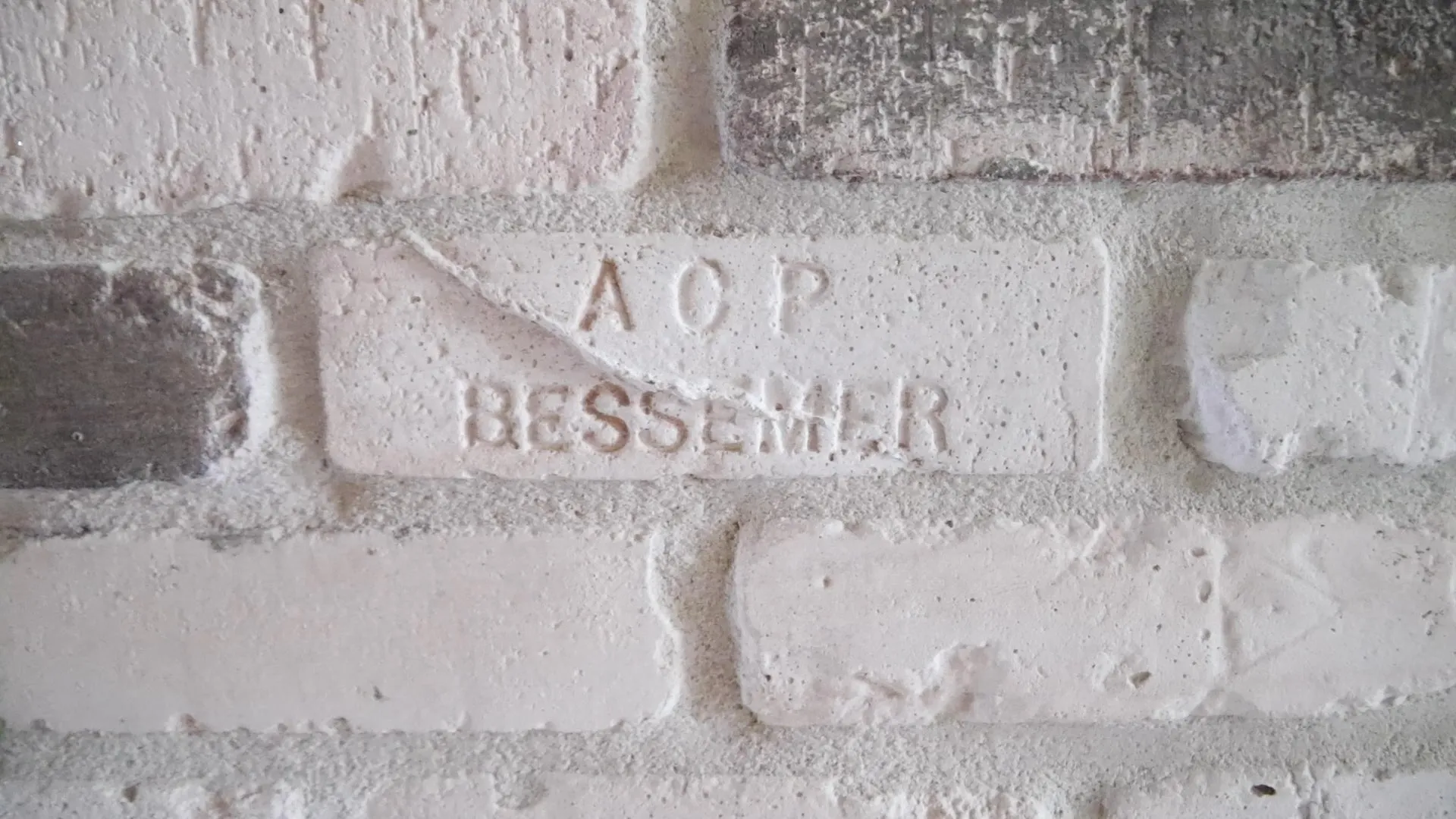 CHICAGO STYLE BRICK VENEERS- WHITE MIXED COLOR. Brick Decoration Design At It's Best. FREE SHIPPING!