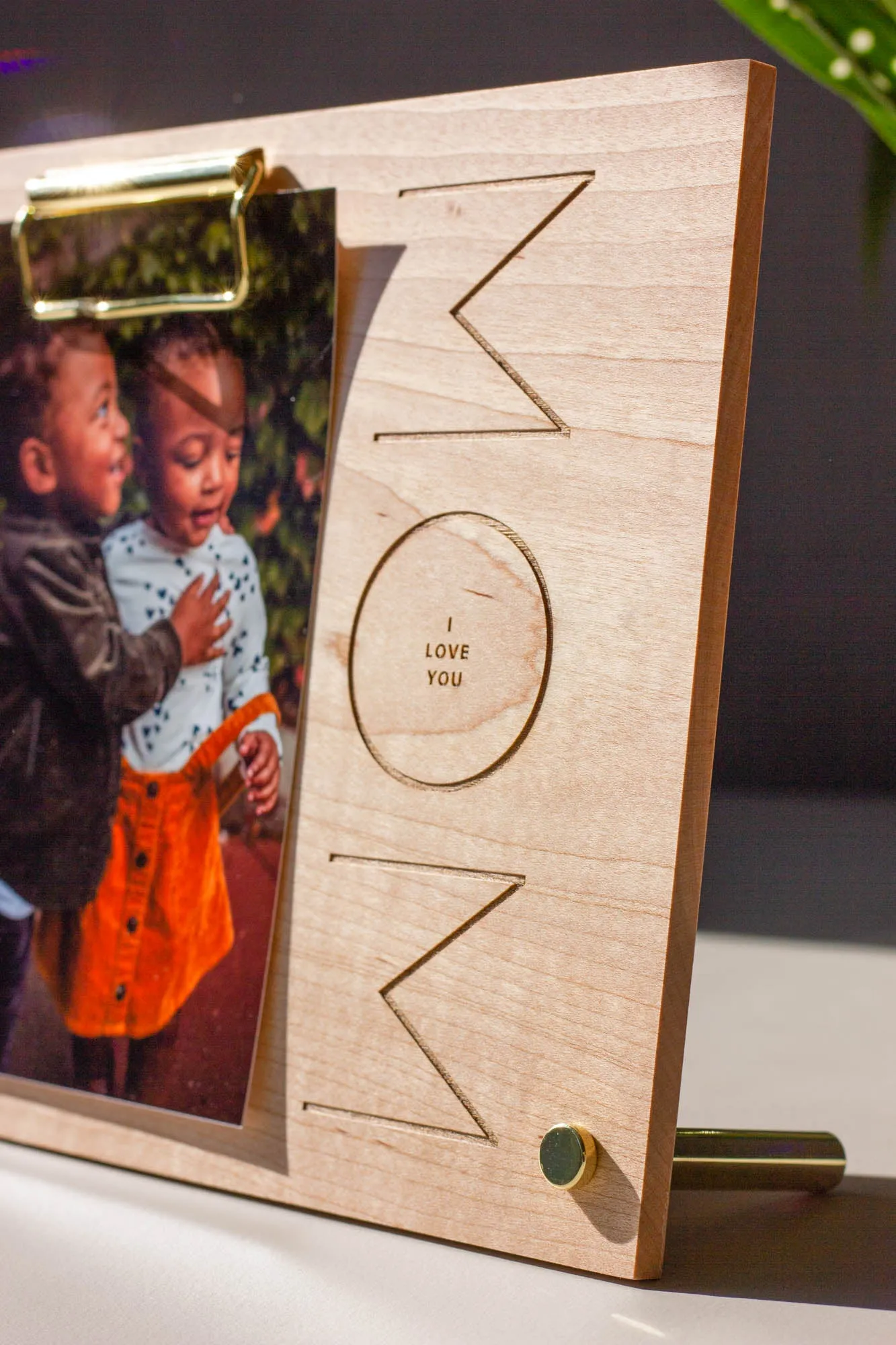 Modern Mom Frame
