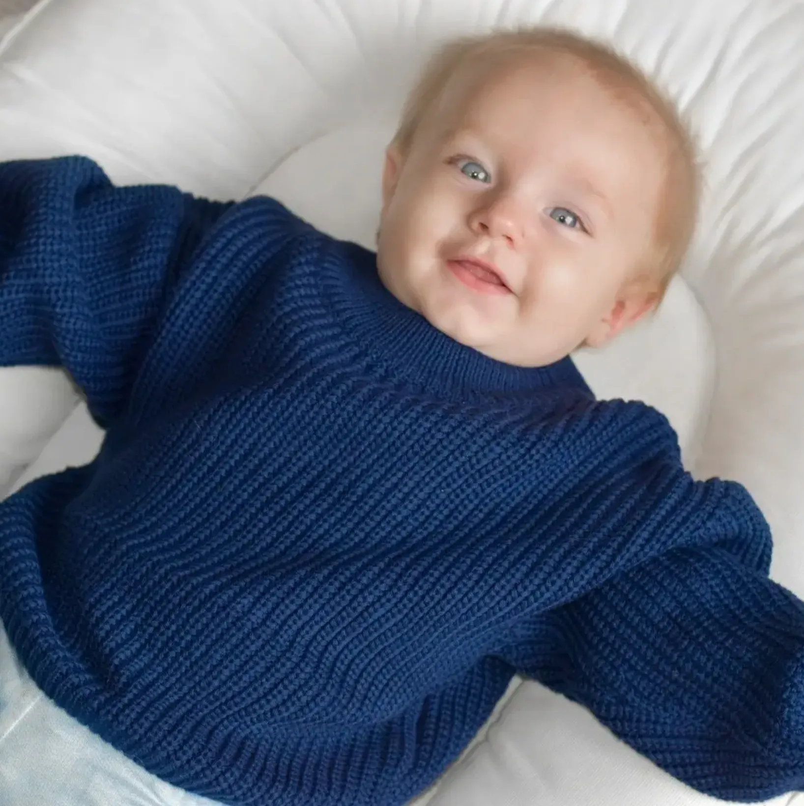 Organic Cotton Knit Oversized Sweater · Gender-neutral · Navy Color