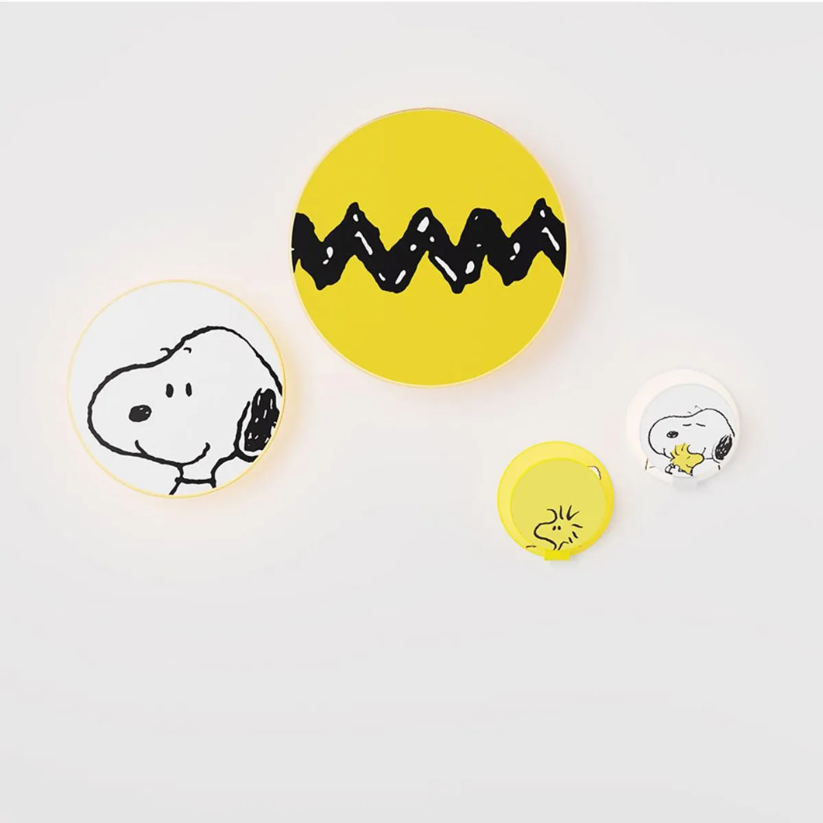 Peanuts Gravy 5 in. LED Warm White Wall Light Chrome Plug-in Charlie Brown Gravy