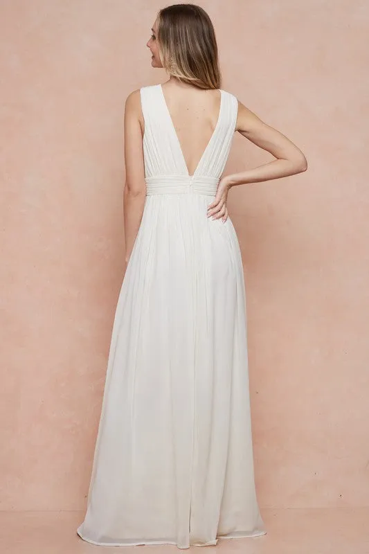 White Ladies Sleeveless Chiffon Slit Maxi Dress